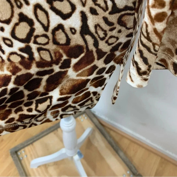 Chicos Travelers 0 Top Woman Small  Slinky Knit Brown Animal Print 3/4 Sleeve - Picture 4 of 11
